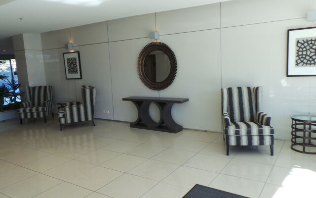 Grand Apartments