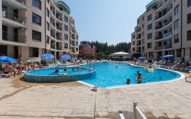 One Bedroom Apartment with Balcony