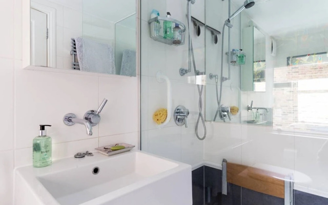 Cosy 1-bed Home, Notting Hill