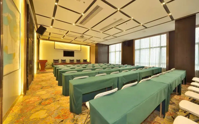Bosi Hotel