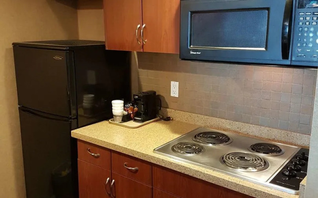 SureStay Plus by Best Western Coquitlam
