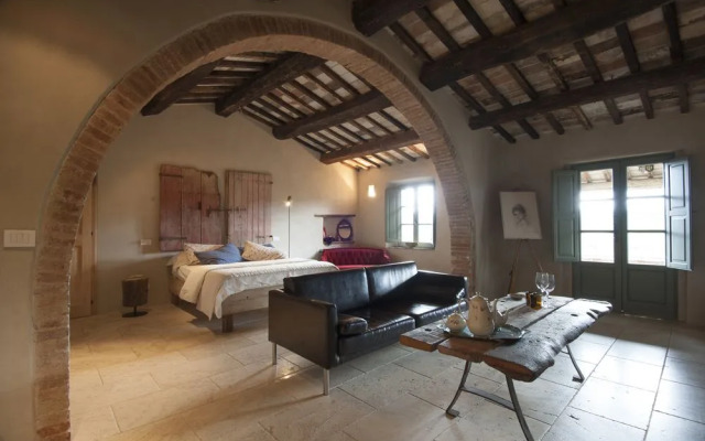 Follonico 4-Suite B&B