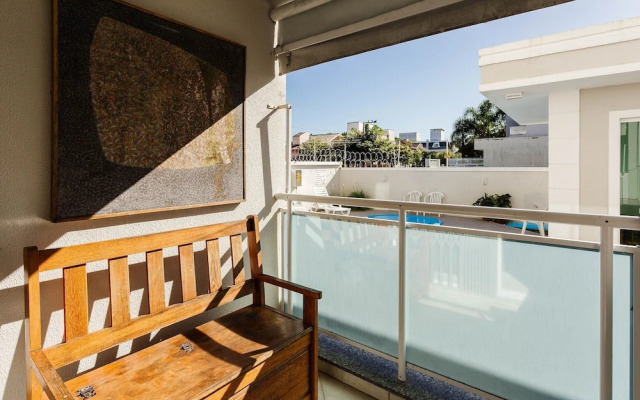 Spacious Apartment With Pool in Jurere Chr025