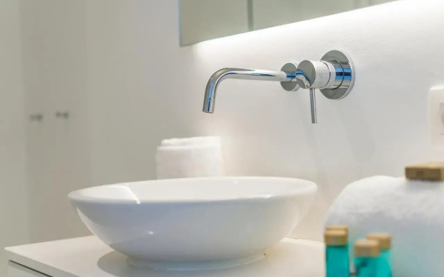 Seacarl - stunning apartment with frontal sea view