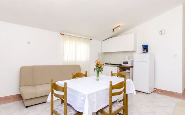 Apartments Zvonko