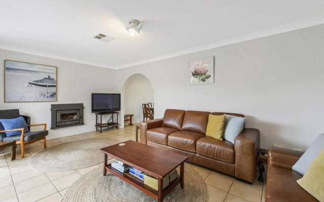 35 Calwalla Crescent, Port Macquarie