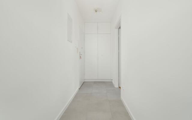 Rycerska Apartment Parking by Renters