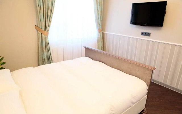 Mini Hotel D'Rami