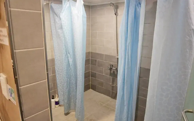 Tongyeong With Guest House