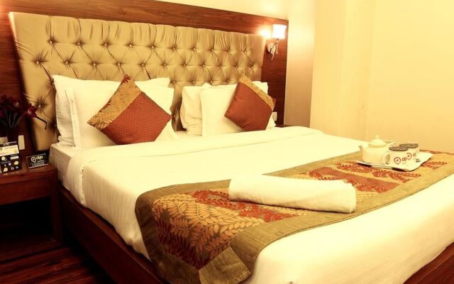 OYO Premium Airport City Centre 2