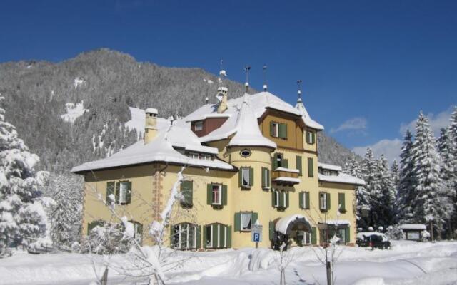 Hotel Baur Am See