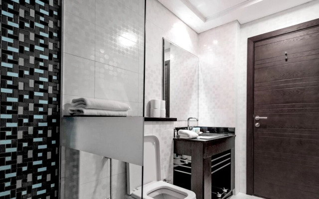 LUX The Cayan Superior Suite