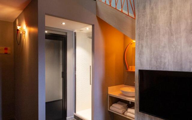 Hotel Base Camp Lodge - Bourg Saint Maurice