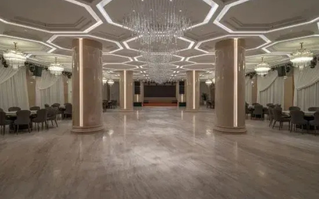 Shadian Hotel