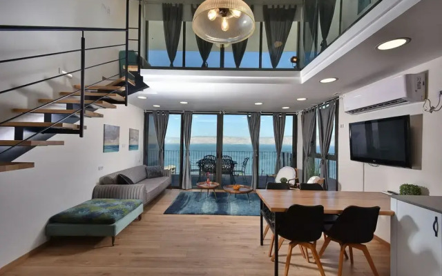 YalaRent Migdalor Apartments with Sea Views