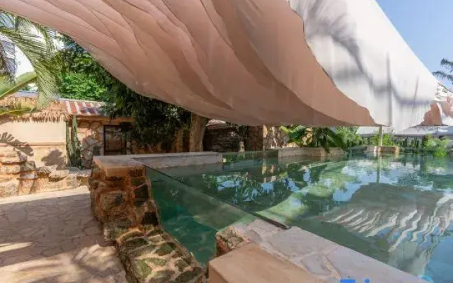 Weizhou Island Muyanxi Scenic Apartment (Rainbow Cliff Branch 1)