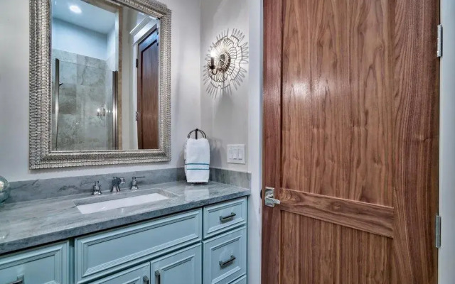 Seastar Palazzo Luxury Across From Beach