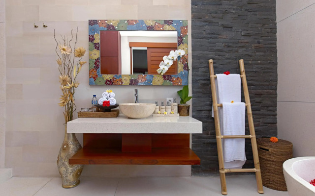 Alosta Luxury Private Villa
