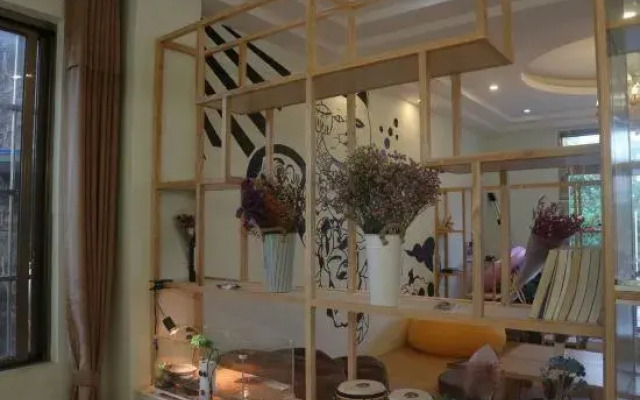 Weizhou Island Waibang Seaview Homestay (Colorful Beach Firefly Sports Base)
