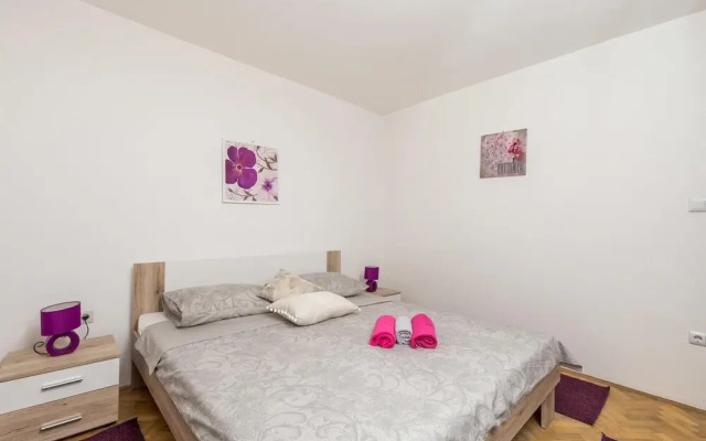 Nice Home in Pag With Wifi and 5 Bedrooms
