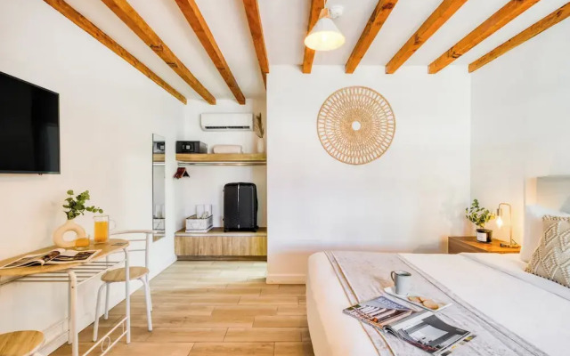Beach House by ULIV