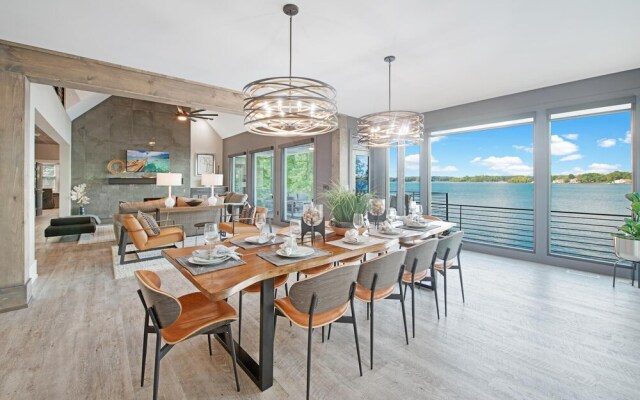 Sterling on Strawpocket