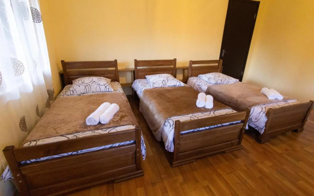 Mestia Guesthouse