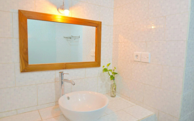 Blue Coral Inn Senggigi