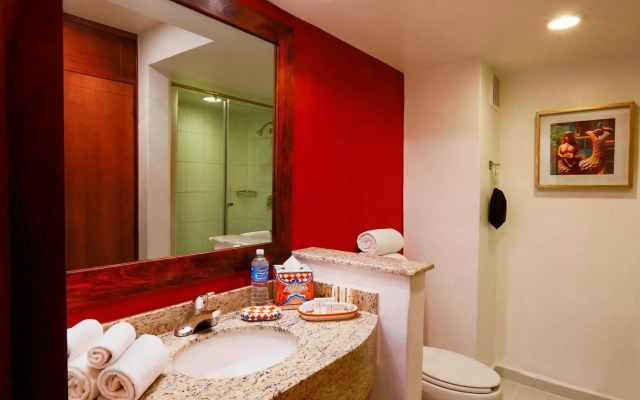 Courtyard by Marriott Toluca Airport