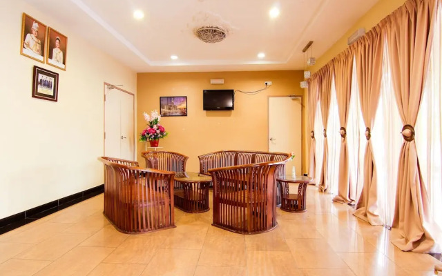 OYO 11343 Hotel Putra Iskandar