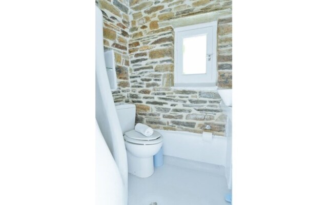 Cozy 2-bedroom House in Tinos