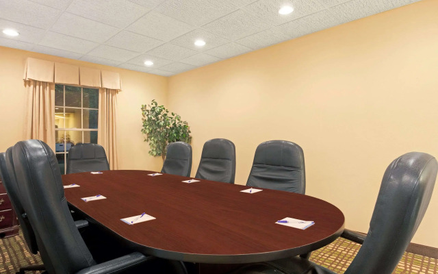 Baymont by Wyndham Pearl