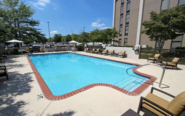 Hampton Inn Birmingham Colonnade