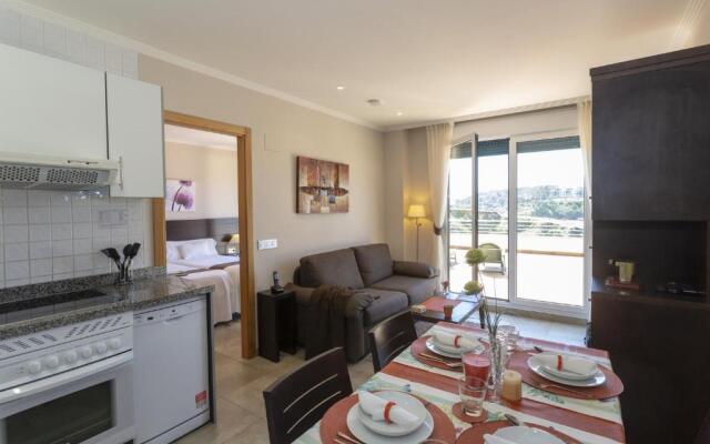 Apartamentos Turísticos Playa de Tapia