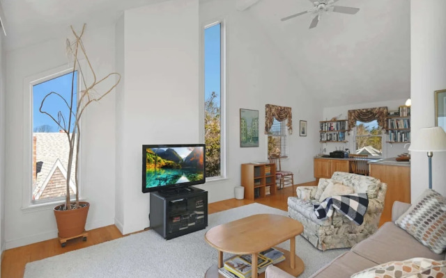 3BR Oceanfront on Nubble Cliffs!