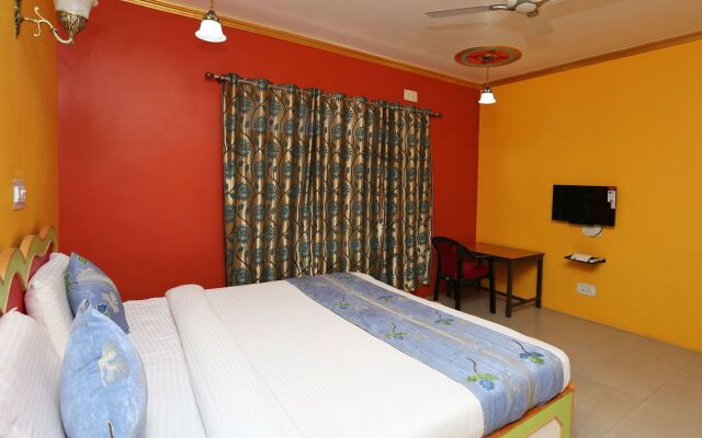 OYO 4484 Hotel EL Classics
