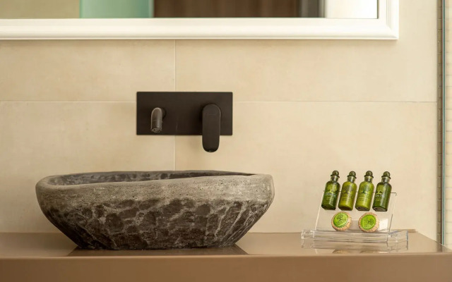 ONEIRO Boutique Hotel