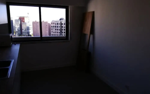 Elegant Apartment - 3 bedrooms & Garage