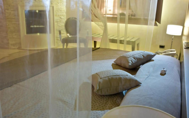 Vip's Motel Luxury Accommodation & Spa