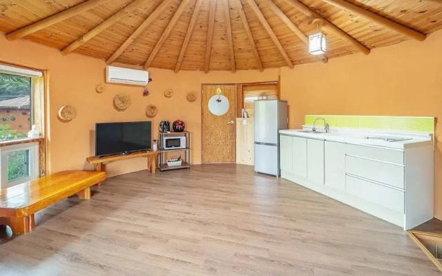Taean Todamgil Pension
