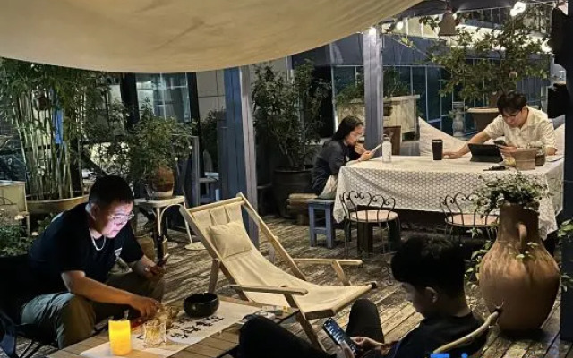 Dacheng Xiaoyuan Hostel (Zhengzhou High-speed Railway East Station MixC Store)