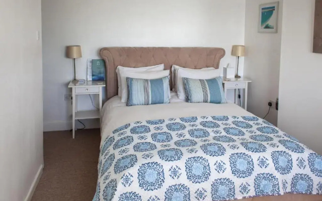 No 98 Boutique Hotel