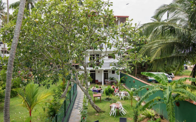 Sea View Beach Unawatuna Hotel