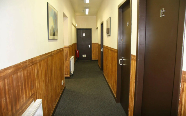 Brodies Hostels