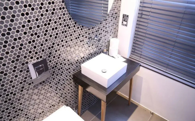 Paddington Rob-Roy Executive Suites