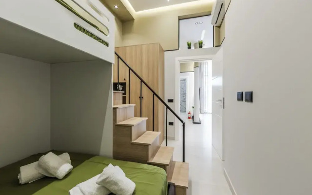 Emily Luxury Veranda