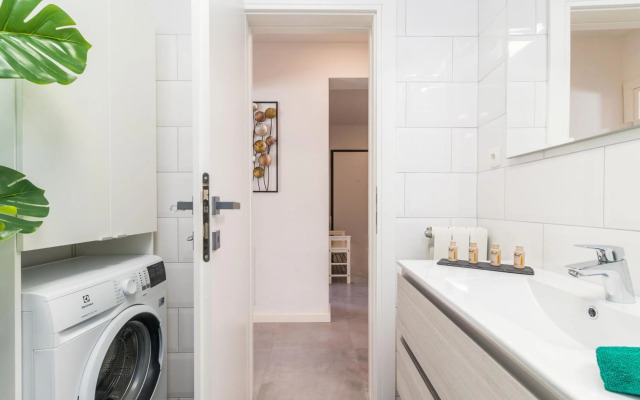 NEW Superb 4 stars heated Barbieri app near the sea