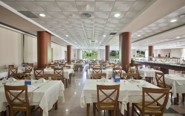 Best Oasis Tropical Hotel