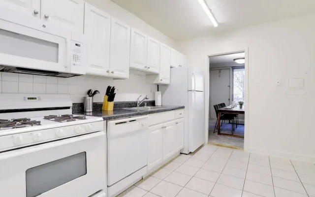 Fantastic 2BR Condo with Gym