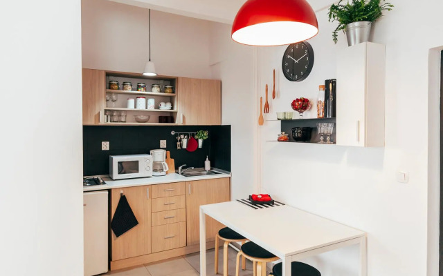 Chocolate Intercontinental Apartment